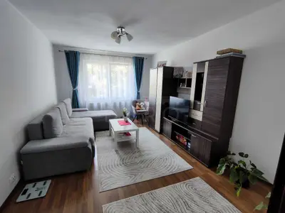 Apartament 2 camere, str. Rozmarinului + GARAJ (inclus in pret)