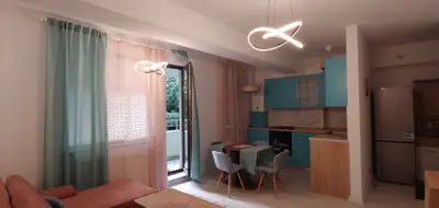 Inchiriez apartament nou 3 camere + 2 băi, lângă parcul Titănel