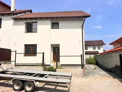 Casa 4 camere de inchiriat zona Mall Selimbar Sibiu teren 261mp