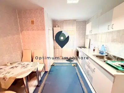 Apartament cu 3 camere, 2 bai, 73 mp in Manastur, zona Big !