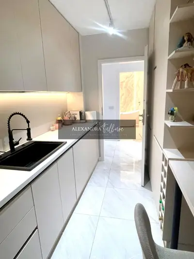 Apartament 2 camere decomandate, etaj intermediar, terasa, parcare