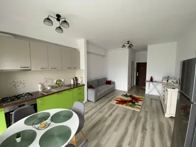 Apartament 2 camere de inchiriat 44 mpu parcare, balcon zona Magnolia