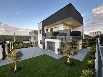 Casă individuală în Rediu – confort, terasă panoramică și acces rapid
