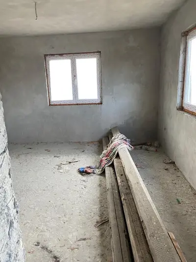 Casa 5 camere, Zona Ilisesti