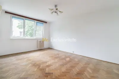 3 camere decomandat Cetatea de baltă Lujerului