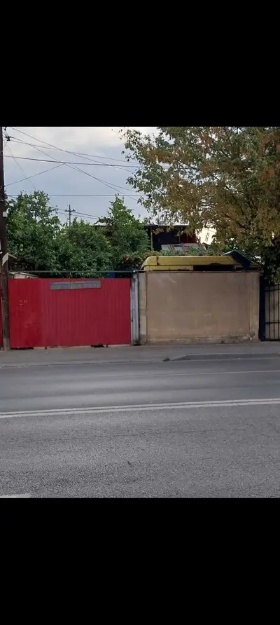 Constructie hala garaj plus teren ,   300 mp,  Sos. Fundeni, Stradal