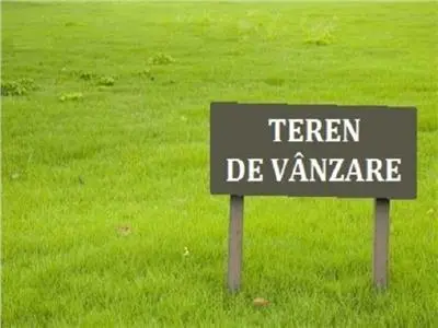 Teren intravilan, str. Sarmas