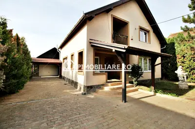 Casa 4 camere,2 bai,1 garaj,150mp,688 mp teren, 0% comision