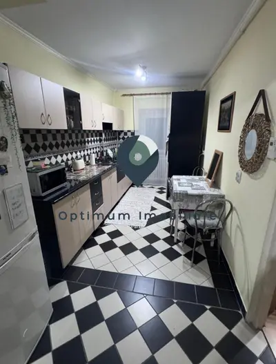 Apartament cu 3 camere, 2 bai in Manastur, zona Ion Mester !
