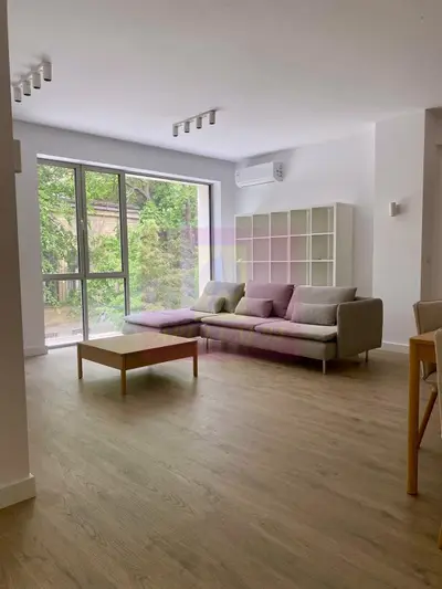 Armeneasca | 4 camere | 109 mp, mobilat utilat, boutique 2023, terasa