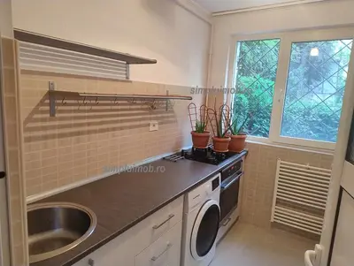 Garsoniera zona Titan