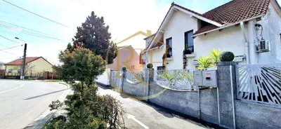 Oferim spre vanzare, proprietate deosebita, 7 camere, zona Modern 0% Comision