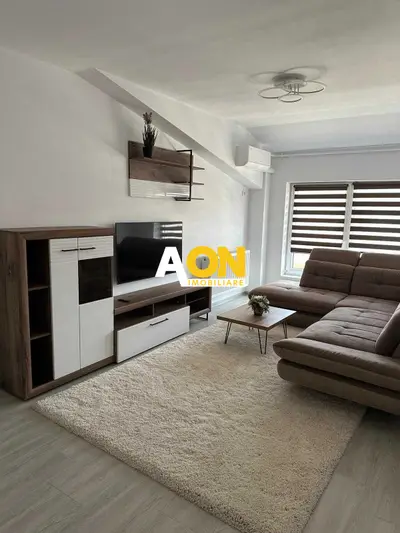 Apartament decomandat 3 camere de închiriat | 80 mp | Bloc cu lift