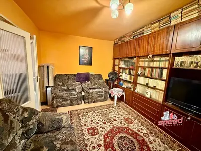 De vânzare apartament cu 3 camere în Tg Mureş - Dâmb