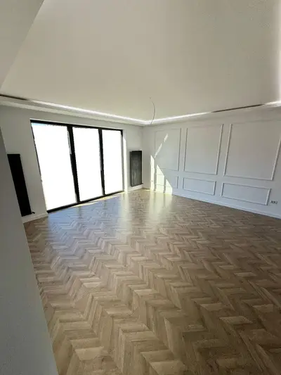 Casa 4 camere, Zona Lisaura