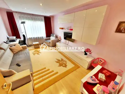 Apartament 3 camere,2 bai,74 mp utili,et 3