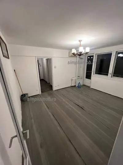 3 Camere Spatios Metrou Piata Sudului