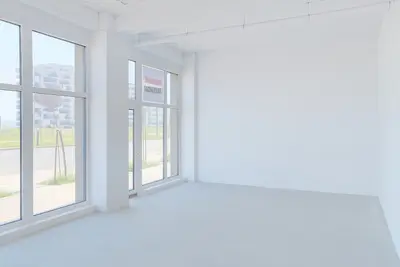 Spatiu comercial stradal 140mp B-dul Mihai Viteazu Dedeman D-na Stanca
